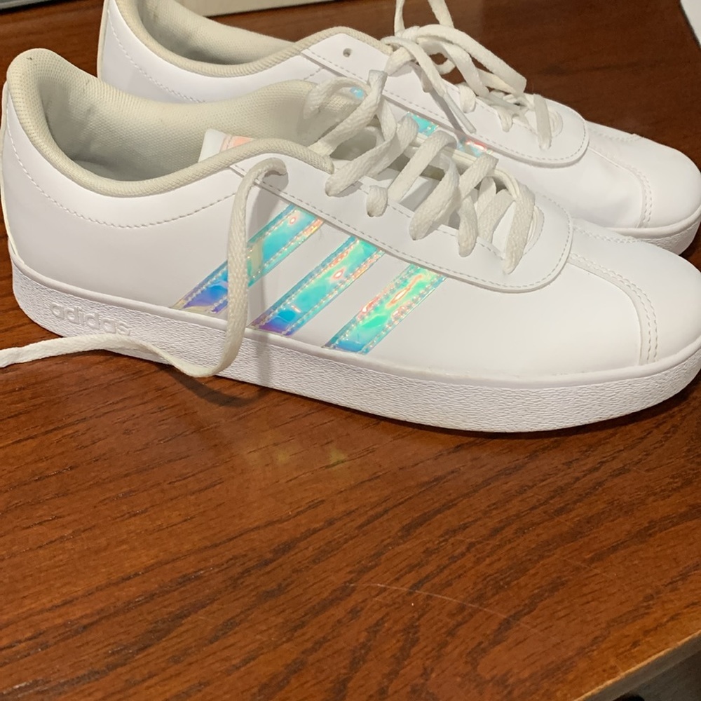 Adidas - Picture 2 of 5